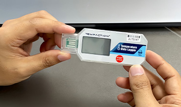 一只小小的 LCD 温度记录仪，到底在帮你看管什么？ 
